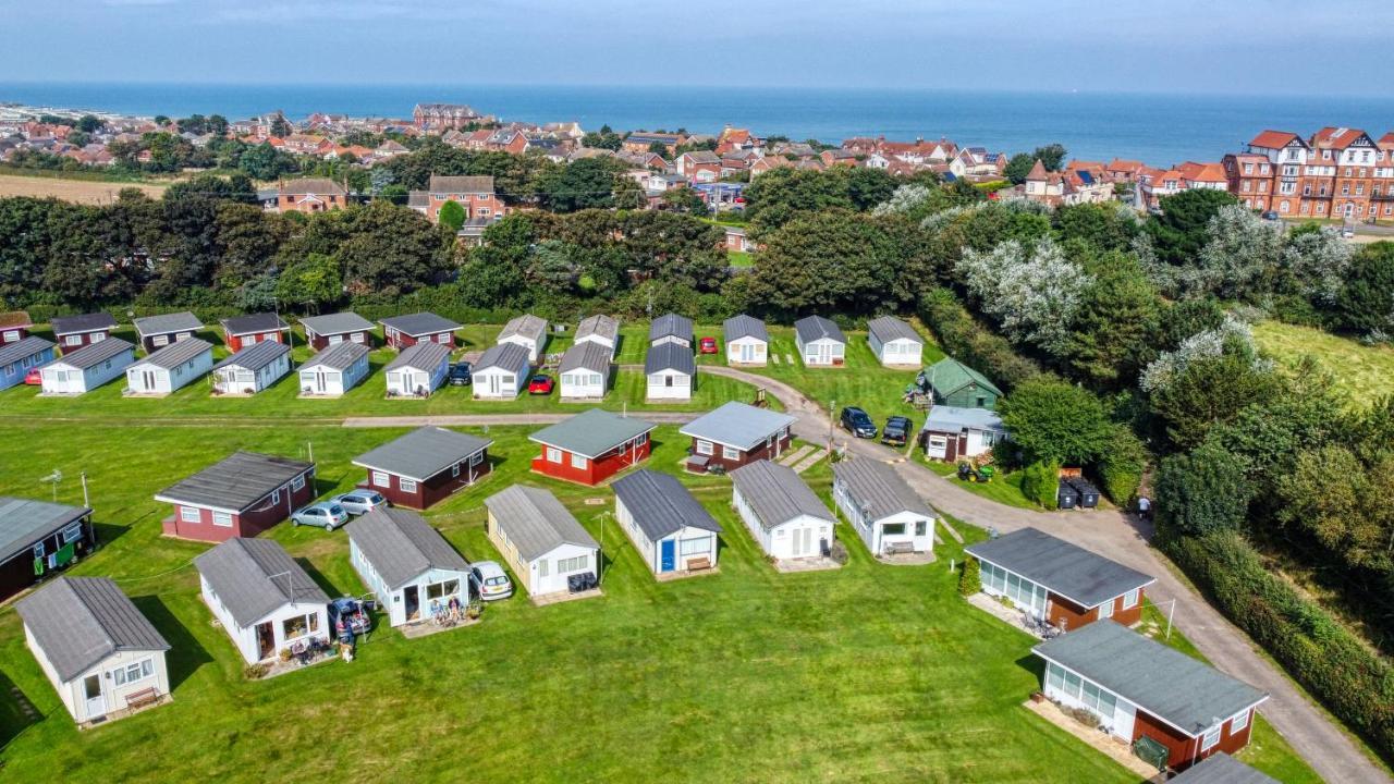 Two Hoots Chalet Mundesley Bagian luar foto